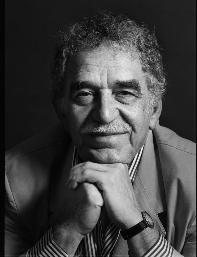 eandreinasr's tweet photo. El primer libro de Gabriel García Márquez que leí fue "El General en su laberinto", desde ese día supe que iba a recorrer "Cien Años de Soledad", descubriría que "El Coronel no tiene quien le escriba" y comprendería la razón de "El amor en los tiempos del cólera". #10AñosSinGabo https://t.co/tLKeSqQsPg