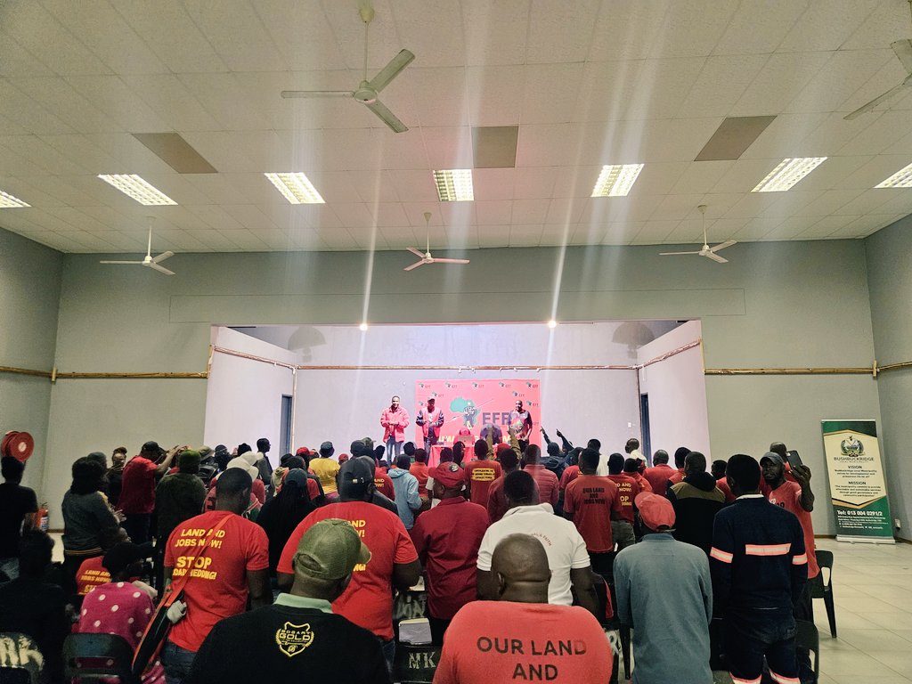 ‼️in Pictures‼️ TG @OmphileMaotwe and the PETF Convenor is presiding over the Preparatory Meeting at Maviljan Community Hall, Bushbuckridge, ahead of the planned Service Delivery March. Our directive is clear: We demand our Land and Jobs now! #StopLoadshedding. #VoteEFF29May