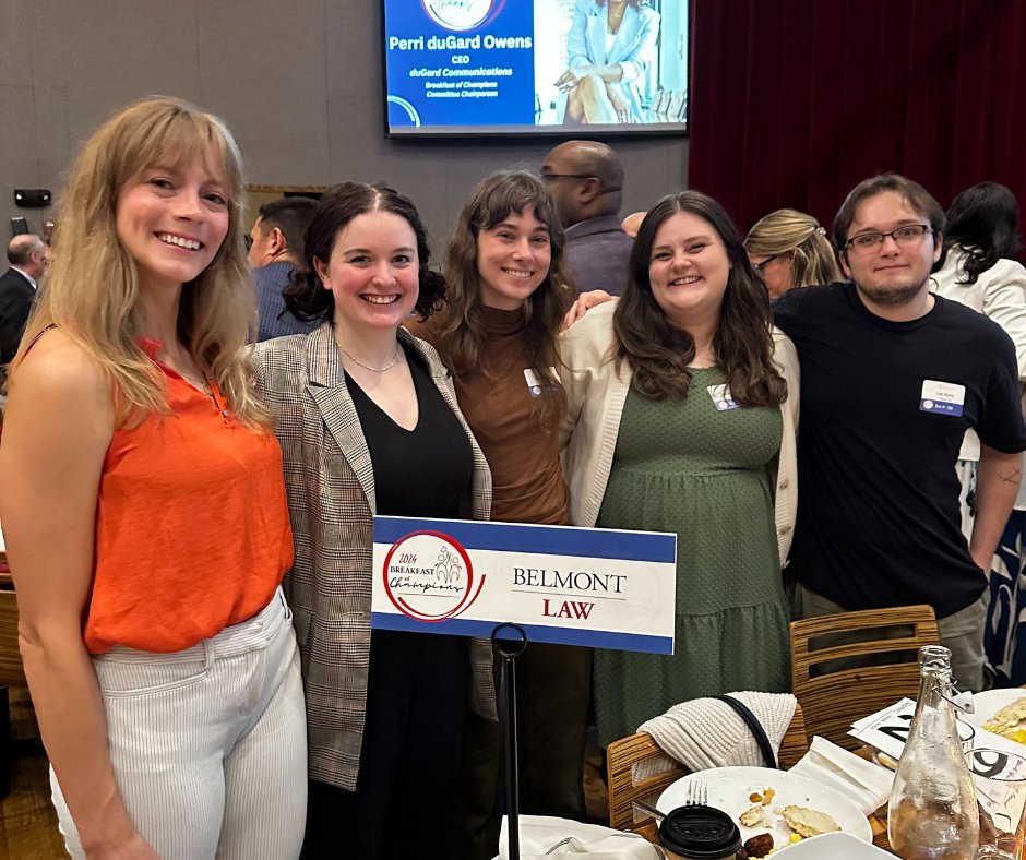 Our public interest community partners like @legalaidsocietymidtn are crucial to providing justice for all. Belmont students joined Public Interest Coordinator Ginny Blake in supporting these efforts at Breakfast of Champions. @belmontlegalaidsociety