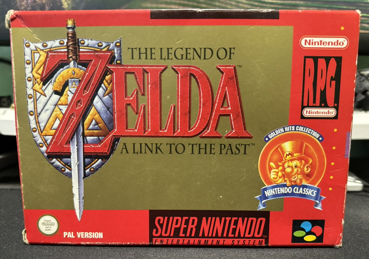 ¡Ganazas que le tenía! #Zelda: A Link to the Past de SNES PAL España 🎮💫 ¡Qué recuerdos me trae este juego! 🥹 #RetroGaming #SNES #GamingNostalgia