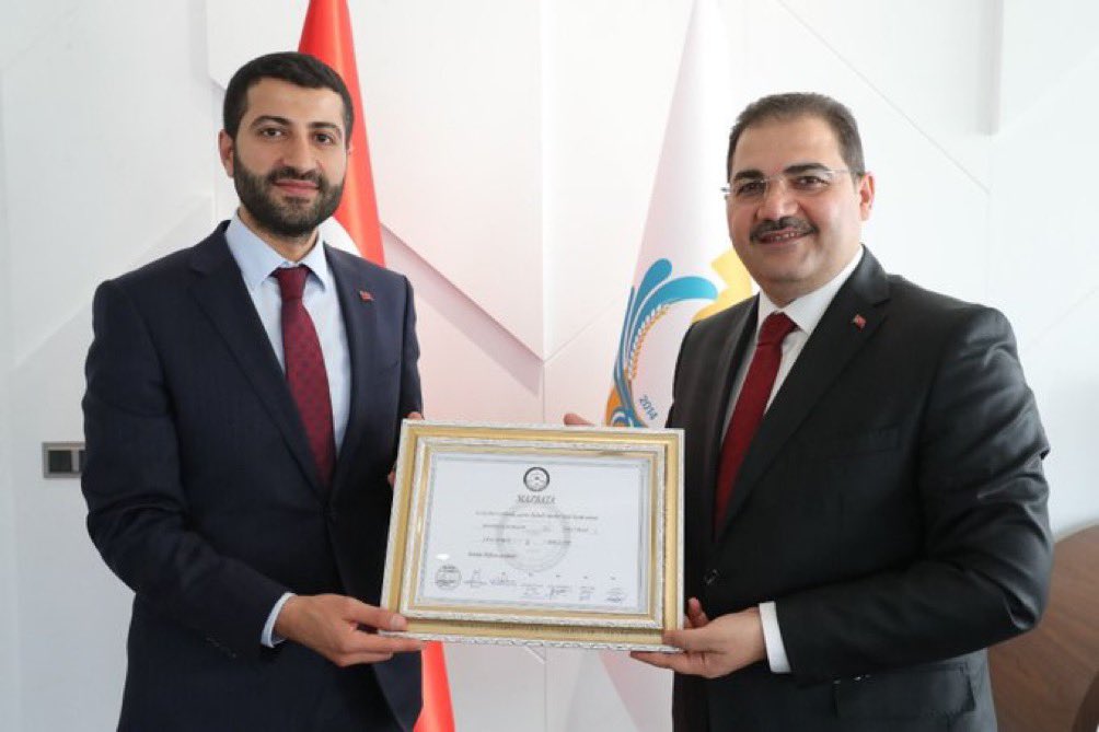 AK Parti Haliliye Belediyesi Başkan yardımcılığına atanan kıymetli  <a href="/msedataltun/">Av.Mehmet Sedat ALTUN</a>’u tebrik ediyorum görevinde başarılar diliyorum. <a href="/mcanpolatnet/">Mehmet CANPOLAT 🇹🇷</a> (Rabbi Temmım Bil Ğayır )