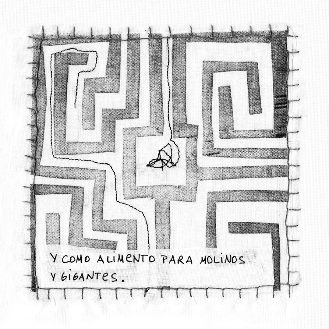 contrapelozine's tweet photo. Vamos con esta creación hermosa cosida a mano de Lara Pérez Dueñas. Lara es de Alicante, vive en Bruselas y lo que más echa de menos es el mar. Es ilustradora e ingeniera, porque le gusta mezclar cosas. 1/2 https://t.co/VIhLNpNoUh