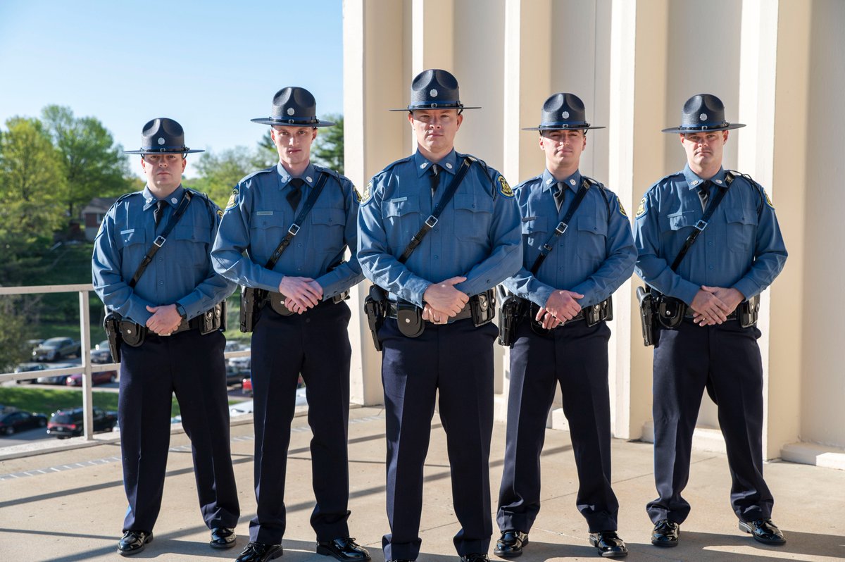 Five New Troopers Graduate From Missouri State Highway Patrol’s Accelerated Law Enforcement Academy. >> bit.ly/119thClassGrad…