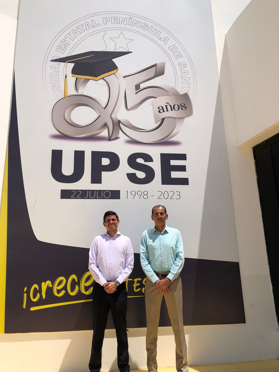 fimcmespol's tweet photo. 🚀¡Descubre la innovación en Expolarva 2024!

El Decano de la FIMCM, Alejandro Chanabá, y el Oceanógrafo Jonathan Cedeño presentes en este evento en la @UPSE_ec , provincia de Santa Elena.

Conoce el futuro de la investigación marina.

#Expolarva2024 #UPSE #InvestigaciónMarina https://t.co/NaDTKHwpYn