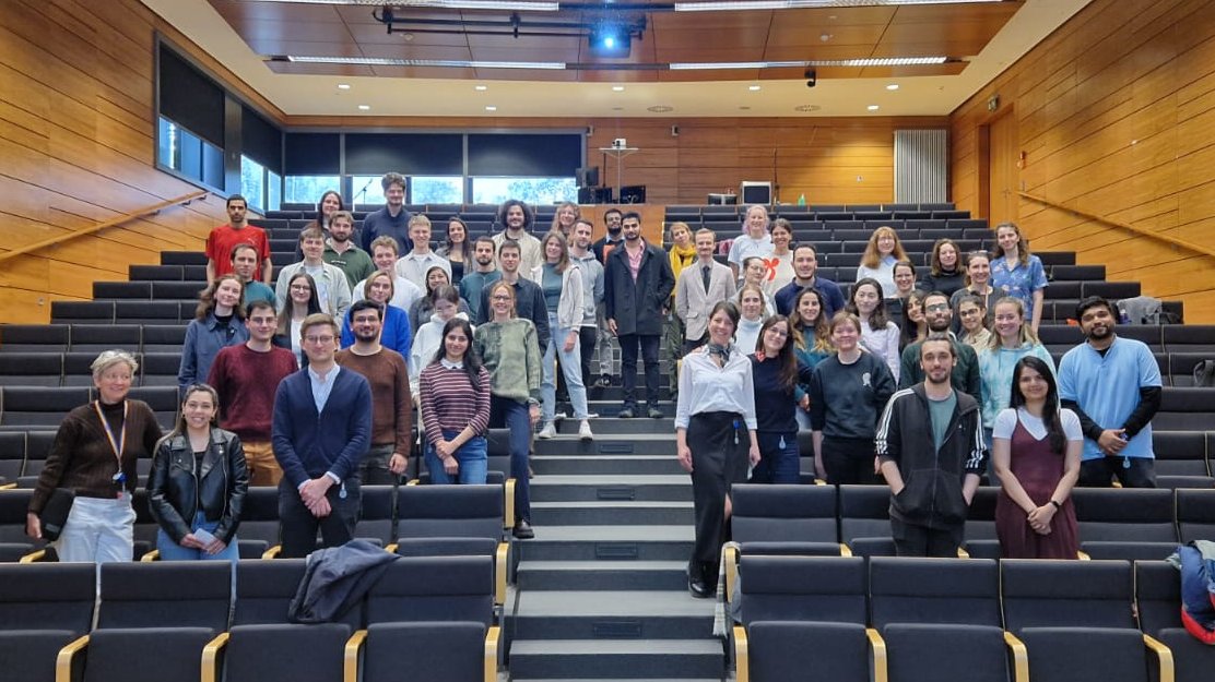 We welcome all our new #PhDstudents at the #mdcBerlin – and a big thank you to those who presented their #research projects at today's 'Newbies Symposium'! We wish you a great time here 🎓 #PhDlife #PhD @BIMSB_MDC #mdcBIMSB @MdcPhd @campusbuch