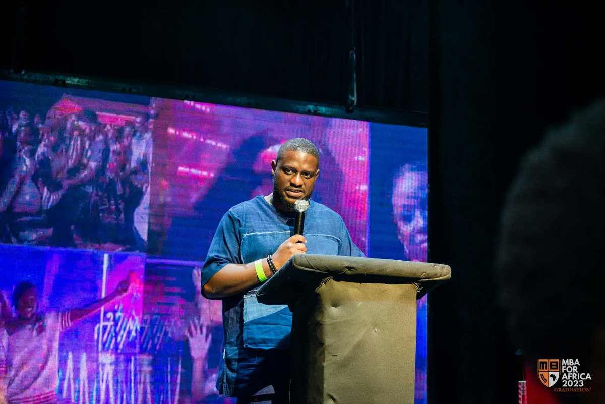 cbaforafrica's tweet photo. The concert night ended on a lovely note as our Founder, Godwin Tom delivered a vote of thanks and announced the top 11 students of the MBA for Africa 23 cohort.

#MBAForAfrica #MBAForAfrica23 #UNTPDConcert #PeppleStreet https://t.co/59AD56KvJm