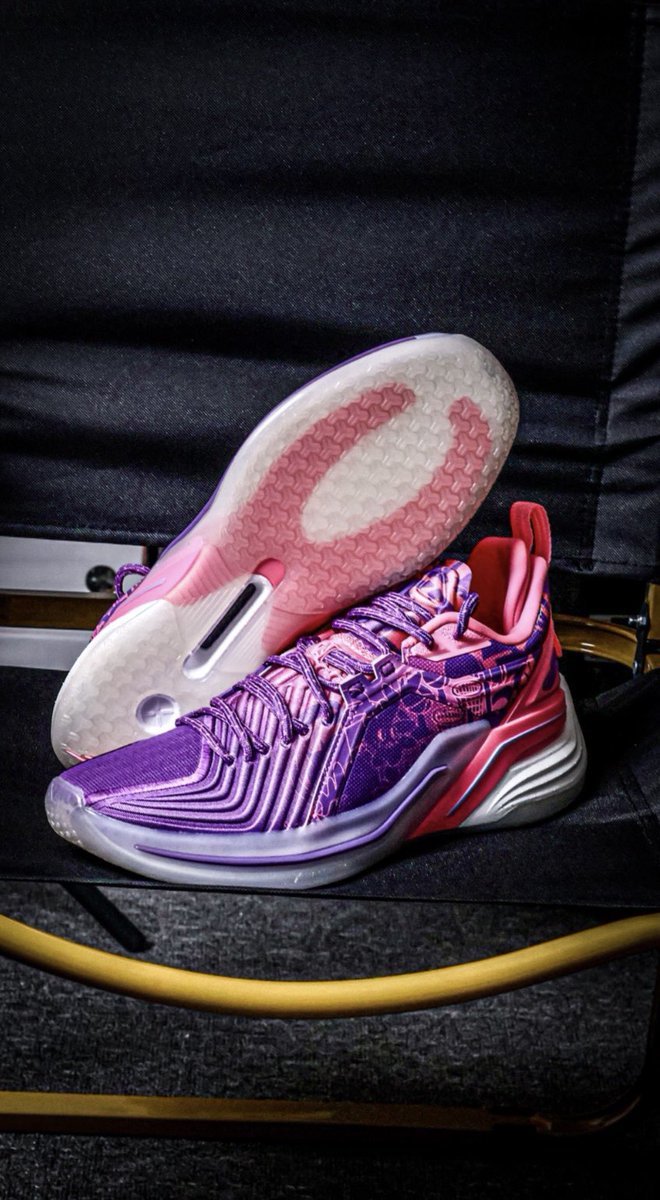 helloshoes1's tweet image. Xtep Jeremy Lin Jlin 3 - Three-pointers

We sell worldwide with free shipping: abigsports.com/collections/xt…

#xtep #threepointers #jeremylin #jlin3  #basketballshoes #xtepshoes #xtepsports #xtepjlin3 #runningshoes