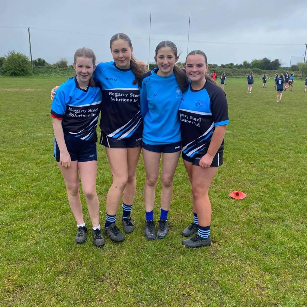 PresSecTralee's tweet photo. Junior Rugby team were in action today in Shannon RFC for the TUS 10s competition. They topped their group after wins over AS Mhuire, Tarbert Comp, CII Abbeyfeale and JTB Hospital. They lost out by 1 try in the A semi final. Great display of rugby by everyone! https://t.co/swRZW6YSKX