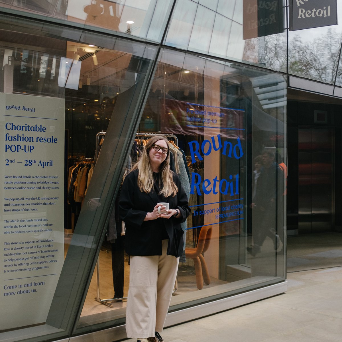 📅 Charitable fashion pop-up Round Retail is open in @One_New_Change until 28 April! 👗 👖 Shop pre-loved to raise money for local charity Providence Row and circulate premium second-hand men's and women's fashion from well-known brands. 👉 Details: bit.ly/3TXeZvD