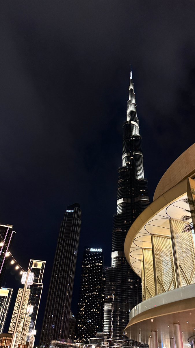 pandeyreshav's tweet image. dubai trip really turned out to be an unexpected one 😂