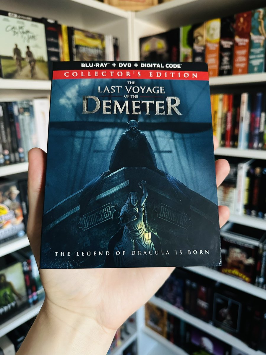 Tonight’s viewing. I’ve not seen this since it came out year so im looking forward to rewatching it 🦇