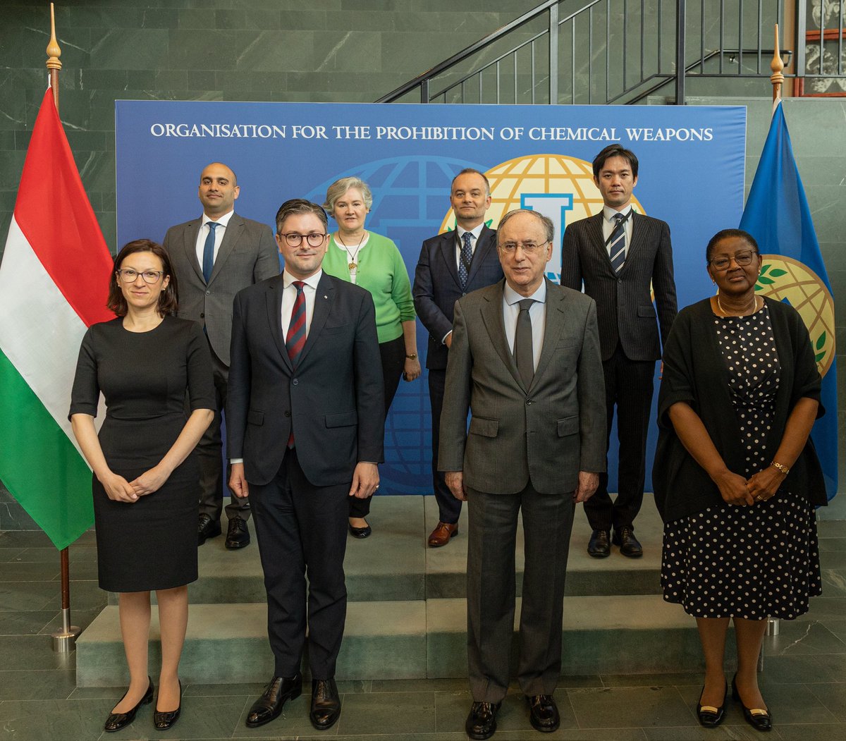 Great honour to present my credentials to Director-General of #OPCW H.E. Fernando Aries. Now officially accredited as #Hungary 's Permanent Representative to @OPCW   - holder of the #Peace #NobelPrize @NobelPrize