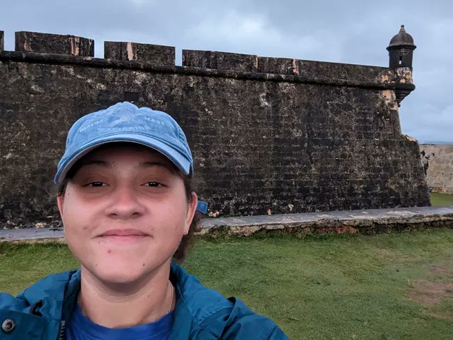 Meet Sara Vélez Galíndez, @AmeriCorps alumna from #BoriCorps in Puerto Rico. She has done extensive work w/ @SanJuanNPS during her service. Hear Sara & other panelists during a #NationalParkWeek event, 4/24, 2:00 pm ET 🔗Learn more and register nps.gov/subjects/youth…