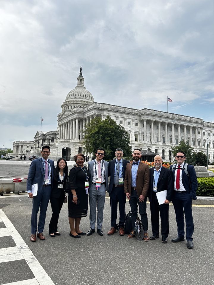 Another angle of the Capitol, now with resident @ConnieLuMD who was our mentee for the day
 @GARadSociety at #ACRHillDay24 #ACR2024 @ACRRAN @KrystalArcherMD @DrChrisMcAdams @SumirPatelMD @FriedbergEric