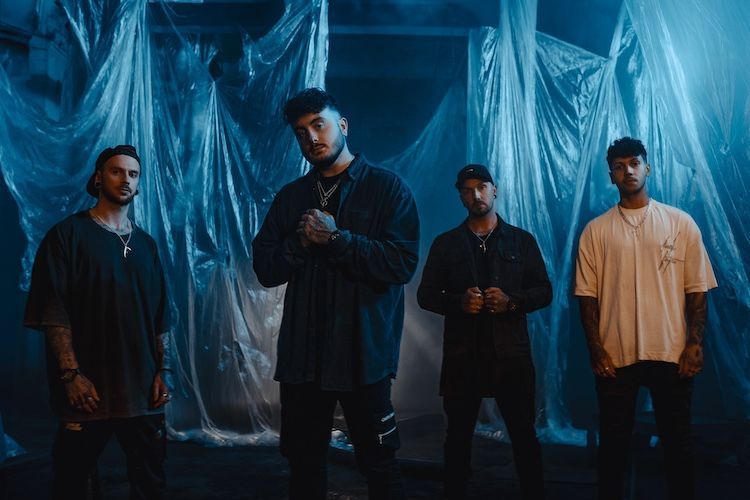 . <a href="/InVisionstweets/">InVisions</a> have released a video for their latest single ‘Dissimulate’.

rocksound.tv/news/invisions…