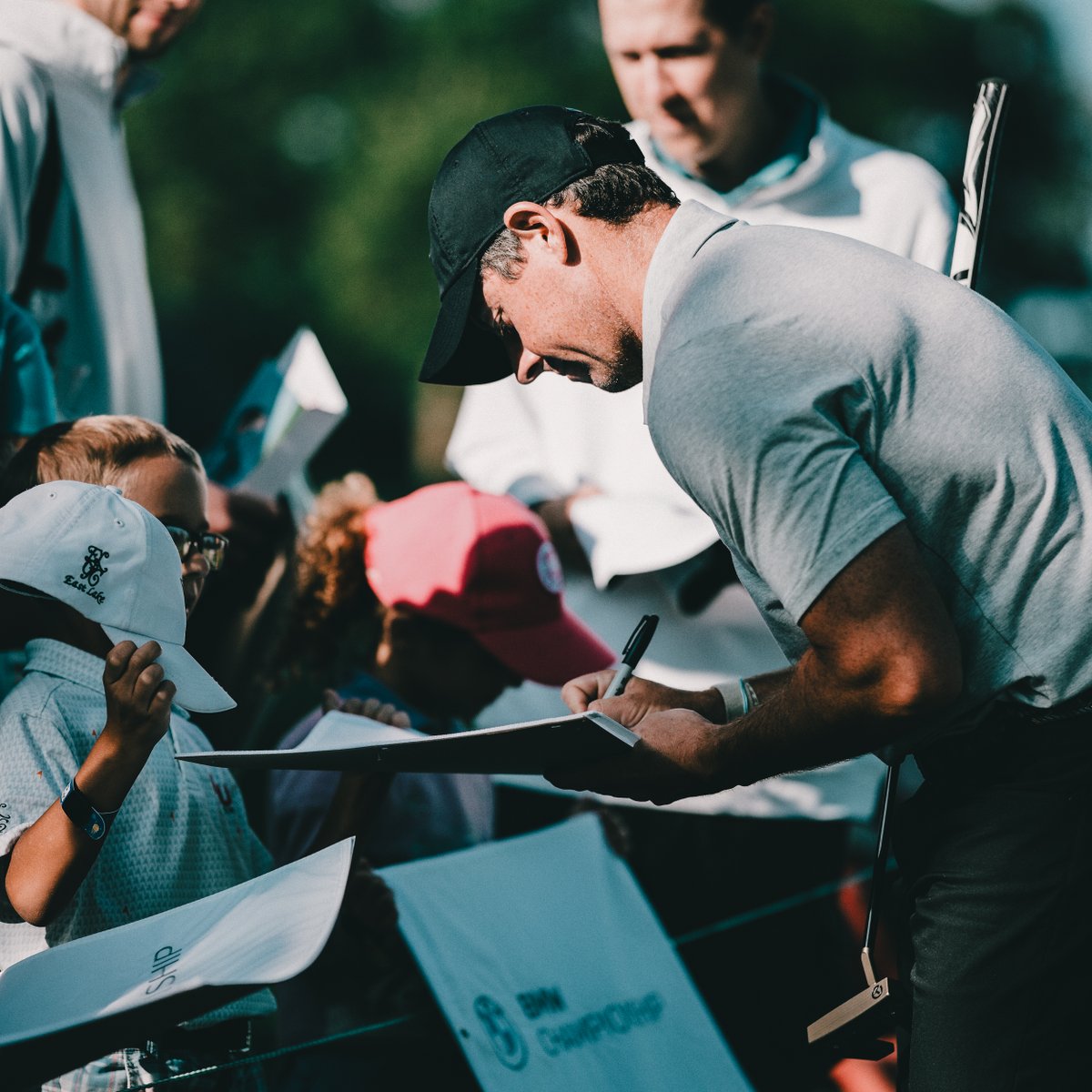 🙋‍♂️ Raise your hand if you’re hoping to have Rory sign your hat, pin flag or golf ball this summer at the 2024 #BMWCHAMPS!