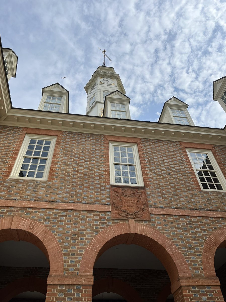 drbbettis's tweet photo. This morning, we had a great time learning about Williamsburg, VA and the role this city played in the American Revolution. @bethel_school #bethelallin #WeAreWatauga https://t.co/iRM9jZWXNC