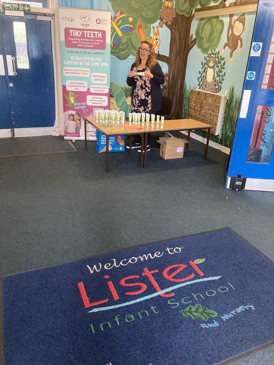 ListerInfants's tweet photo. Thank you so much @KellyKoala13 for coming along to parents’ evening to support our Lister family. Great advice on oral health and brilliant freebies- our children will all have lovely sparkly teeth! 🦷🪥 @KoalaNorthWest https://t.co/oHWGmaNlbn