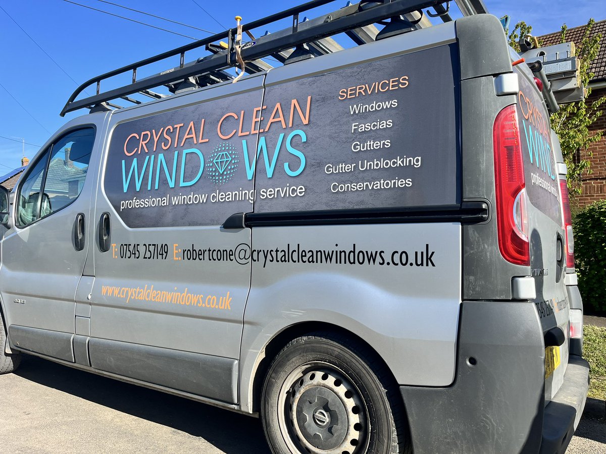 CrystalCleanWi1's tweet photo. Mixed day to day! Window cleans, a gutter clear, inside windows &amp; inside conservatory windows including roof. https://t.co/V1t42TABJy