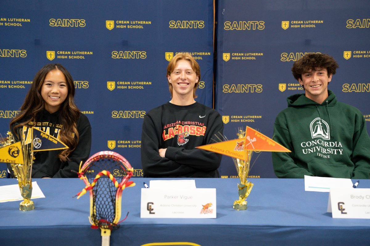 PHOTOS! CREAN LUTHERAN ATHLETES SIGN LETTERS OF INTENT ⁦@OCSportsZone⁩ ⁦@creanlutheranhs⁩ ⁦@CLHS_Athletics⁩ ⁦@FernandoMDonado⁩ ⁦@TimBurtIrvine⁩ ⁦@alexcsuarez08⁩ ⁦@ConcordiaIrvine⁩ STORY ocsportszone.com/photos-crean-l…