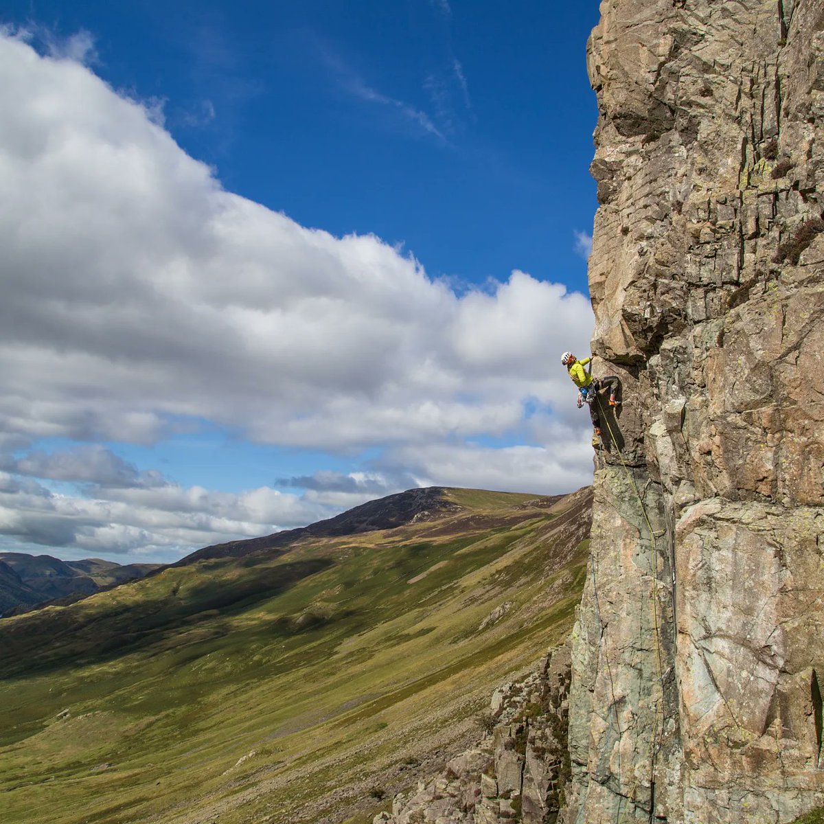 Ideally, we'd find a way to restore my eyesight, unfortunately that is currently impossible. However, we've done the next best thing, found a way to improve Molly's so she's better able to guide me while I'm high up on the rock face, feeling my way to the top. <a href="/SwarovskiOptik/">SWAROVSKI OPTIK</a> 🙏