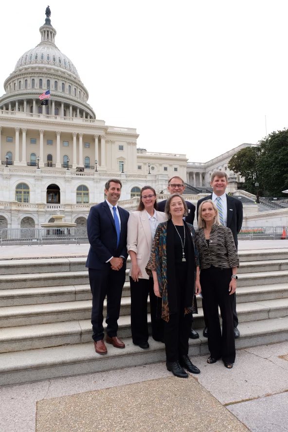Today we're on Capitol Hill speaking with members of Congress and Senate about the importance of passing #OutdoorsforAll Act & #CommunitySchoolyards legislation. #TPLadvocacy #WeAreTPL