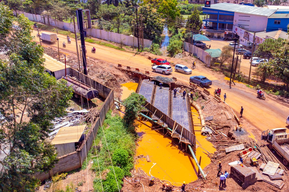 FRAME 1: Laying of 900mm diameter culverts along portbell road Luzira (Near Luzira Market). FRAME 2 &3: Construction of a Box Culvert along Spring Road (After railway crossing). #KCCAatWork still on with major drainage works under Lot 2 of the KCRRP #ForABetterCity.