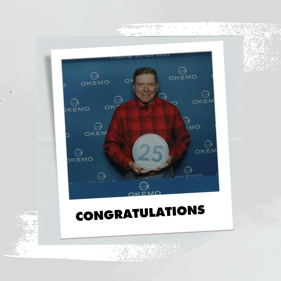 Our Executive VP and Media Director, Chris Tinkham, was recognized this past weekend for his 25 years of continuous service at @OkemoMountain as an instructor.  Congrats Chris! #OurTeam #AdvertisingAgency  #OkemoSkiMountain #LongServiceAward #WinterSports #SkiLife
