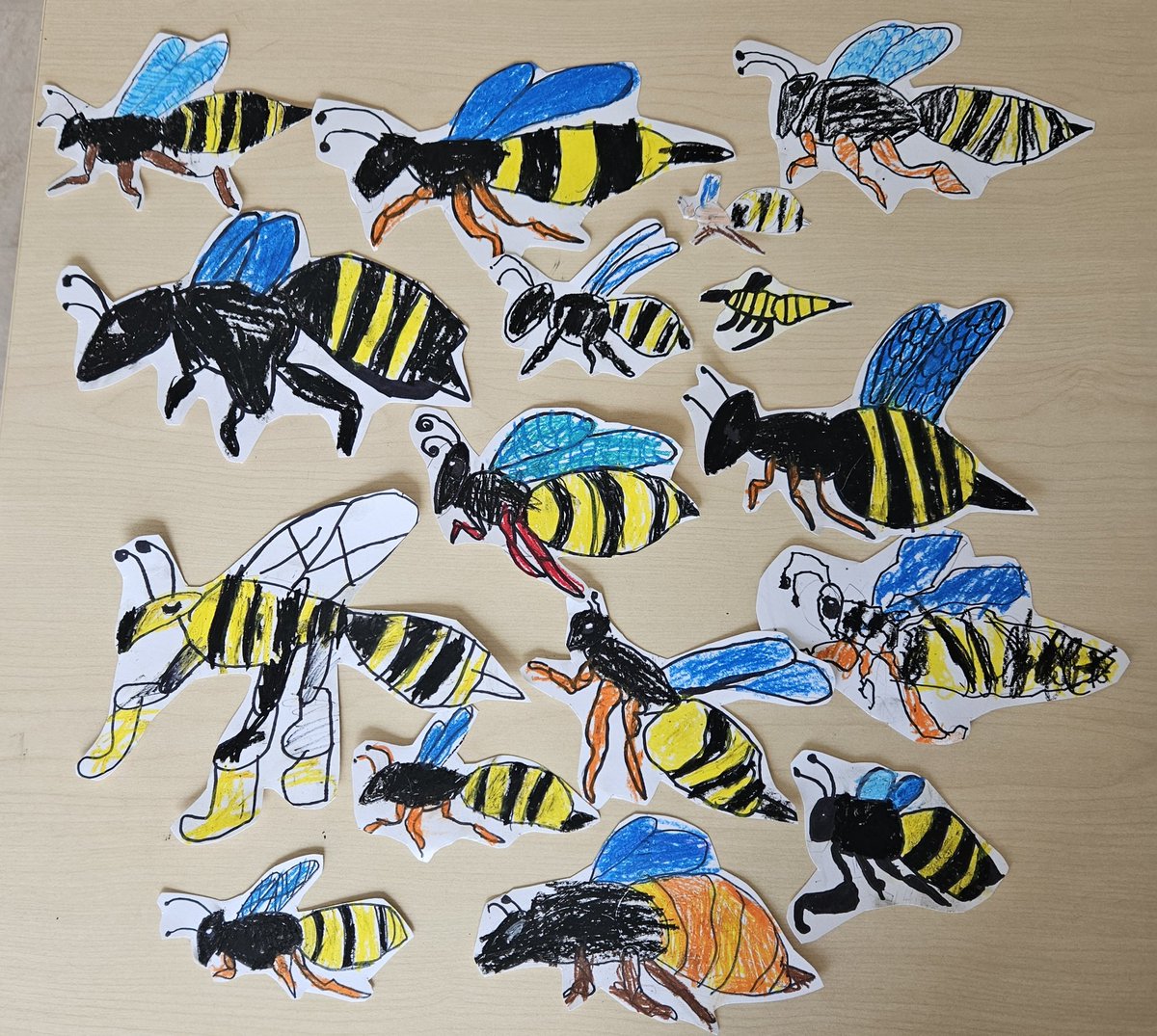 Art today was looking at the different parts that make up a bee. Seeing those different shapes come together to form the body.