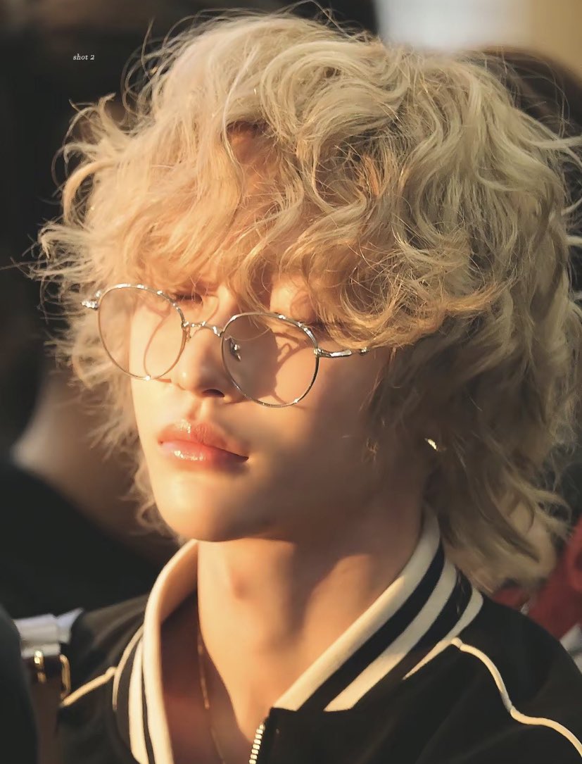 synkdollz's tweet photo. wonbin really is 5th gen it boy https://t.co/wUTMKCeplF