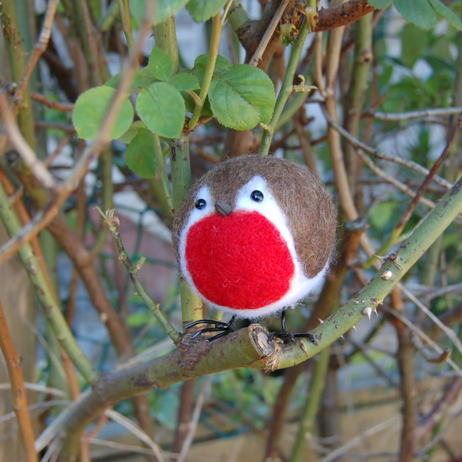 Needle Felt Robin - textile art - Folksy folksy.com/items/8216106-… #newonfolksy