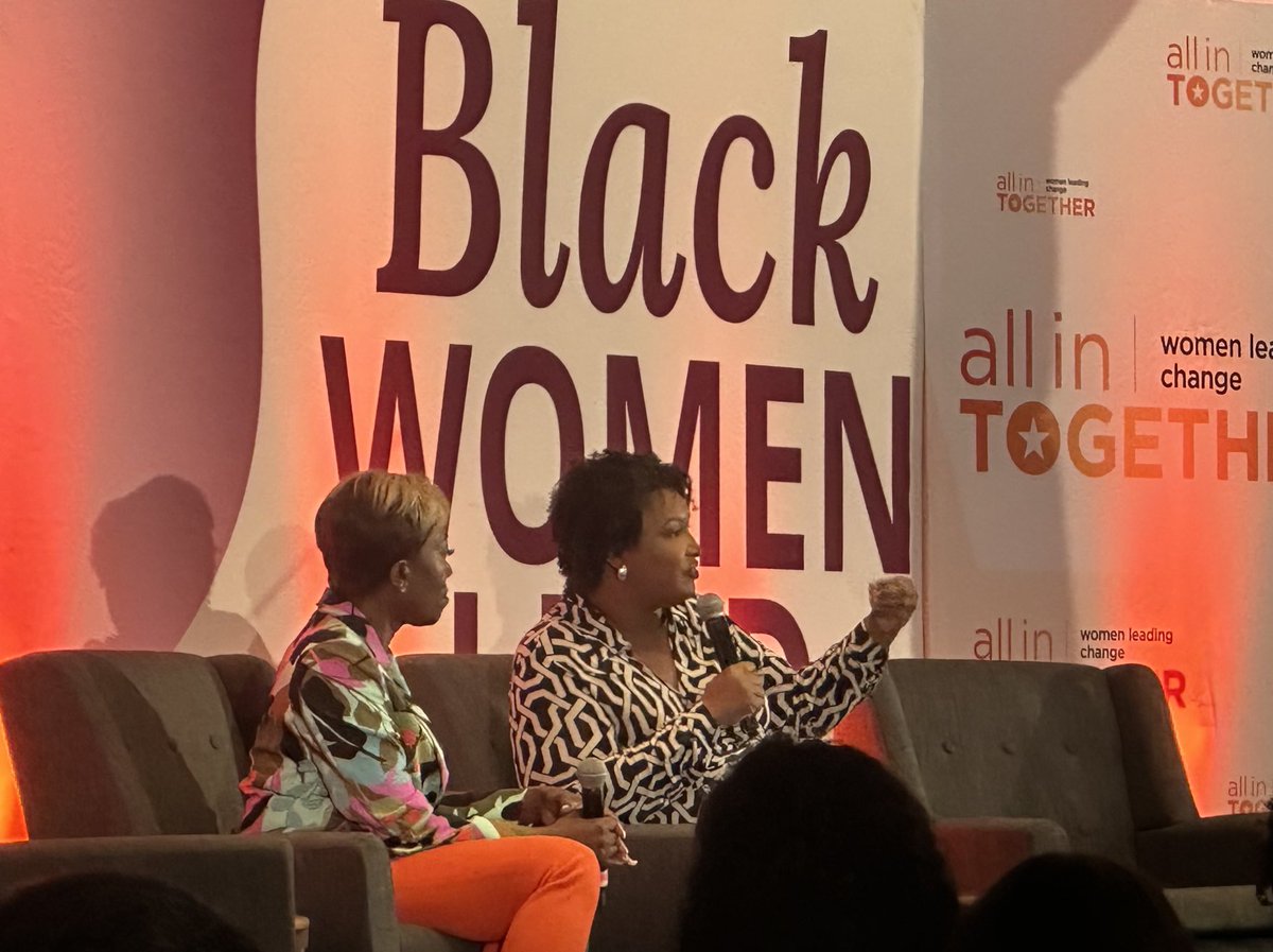 Thrilled to be at the #allintogether 5th Annual #BlackWomenLead Summit with an incredible group of women, including ⁦@JoyAnnReid⁩ ⁦@staceyabrams⁩ ⁦@SymoneDSanders⁩ and so many more. ⁦@laurenleaderAIT⁩ has built something truly special.