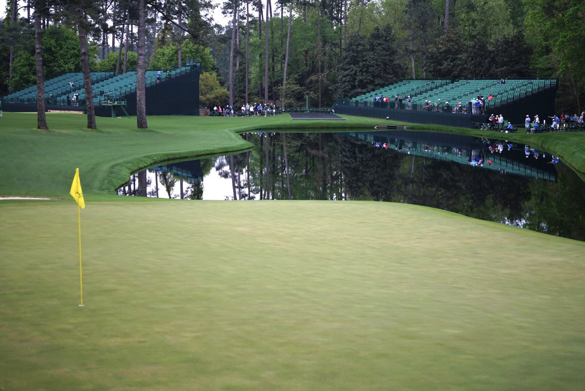 ThumblessCovert's tweet image. Last week I had the extremely rare opportunity to attend the Masters. We got tickets to go to the Tuesday practice round. Although no cellphones are allowed any day of the week there, cameras are allowed on Mon/Tues. Got solid pics of Tiger and a bunch of merch. Unforgettable