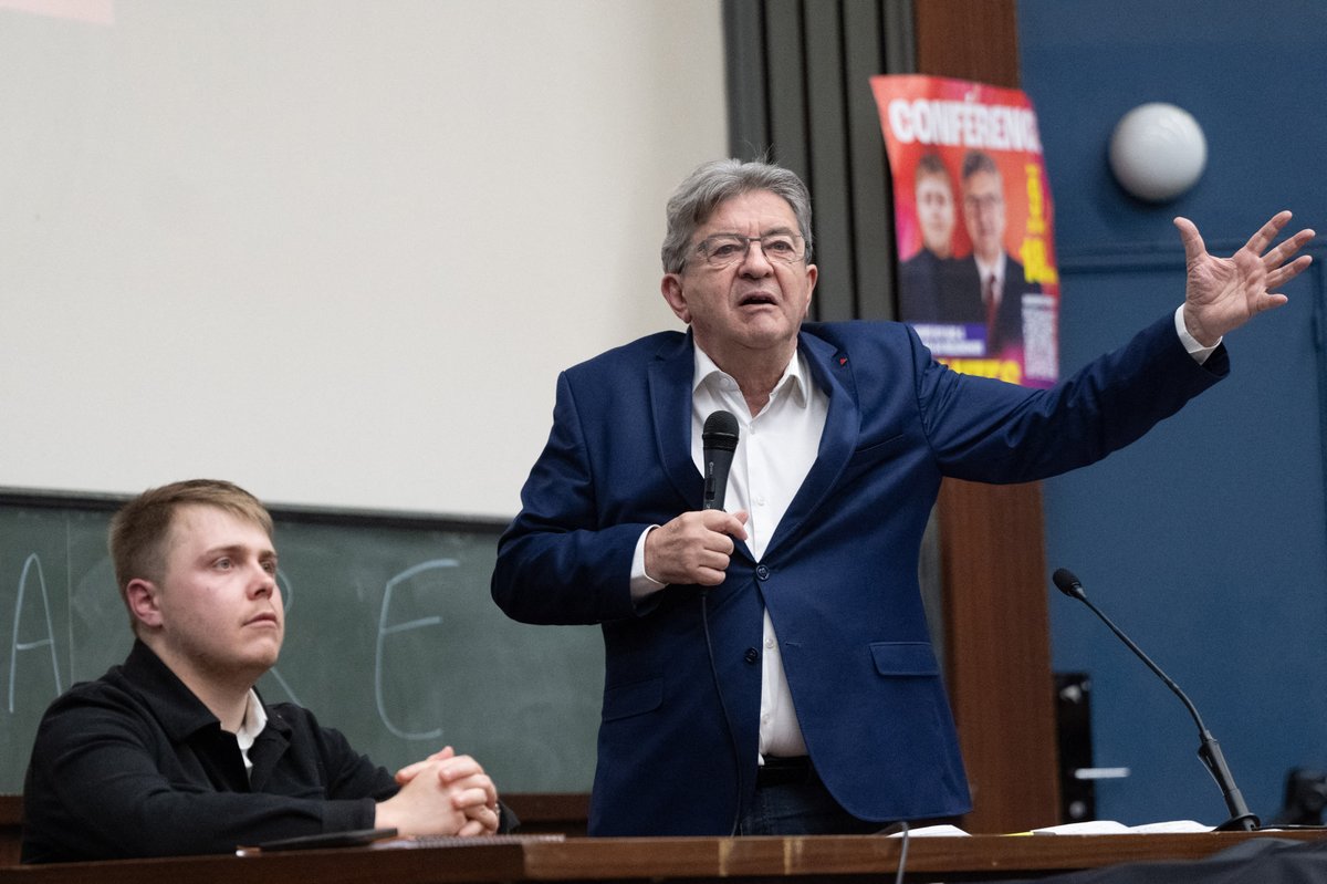 L'université de Lille annule la conférence de Jean-Luc Mélenchon sur la Palestine. Plusieurs responsables politiques de droite avaient réclamé son interdiction. En cause, le logo de l'association 'Libre Palestine' semblant contester l'existence d'Israël. radiofrance.fr/franceculture/…