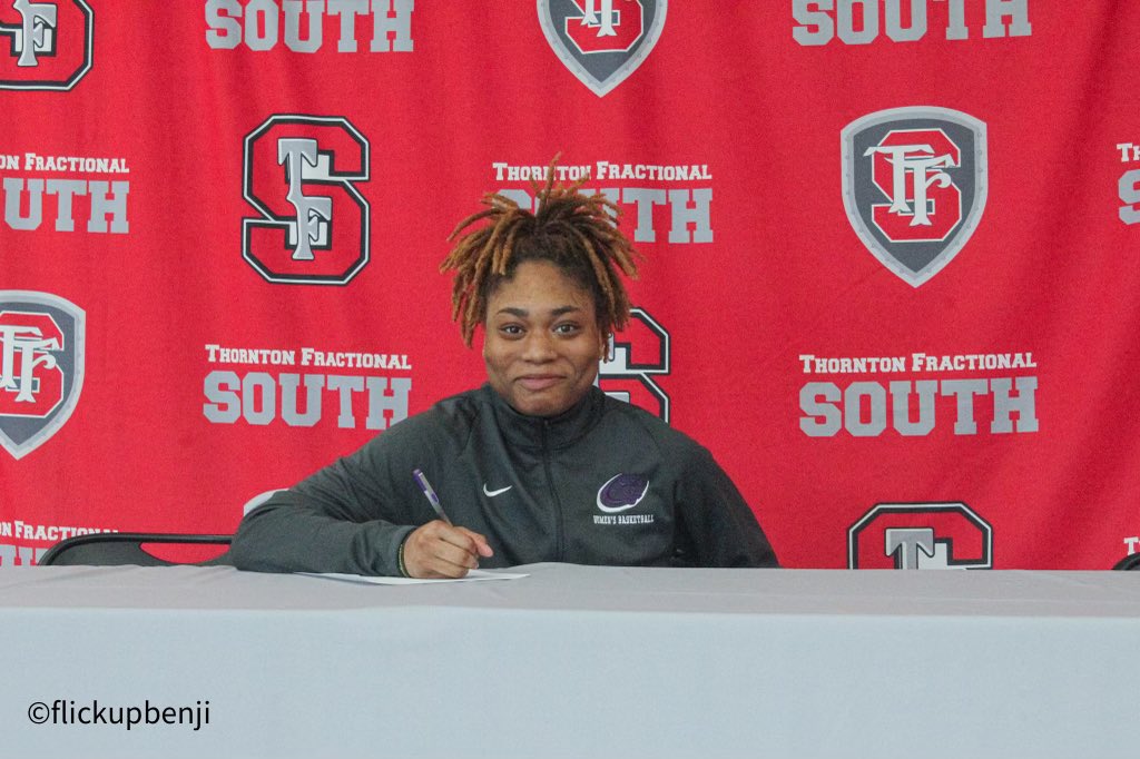 Congratulations to our 2X  SSB All Conference Guard <a href="/osocherish/">Cherish Boothe</a> on her commitment to <a href="/olive_panthers/">Olive-Harvey Panthers Athletics</a> 

Our doors will always be Open for you at South!!! You will be Missed! 

<a href="/TFSo_Athletics/">T. F. South Athletics</a> <a href="/ssuburbanhoops/">Southsuburbanhoops</a>