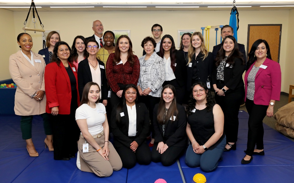 Ruth Ryder, Dept. Asst. Secretary of Education for the Office of Elementary and Secondary Education (OESE), visited the Univ. of the Incarnate Word OTD program to tour its new facilities & learn more about the role of OT in school mental health. Read more: bit.ly/3Js3ur2