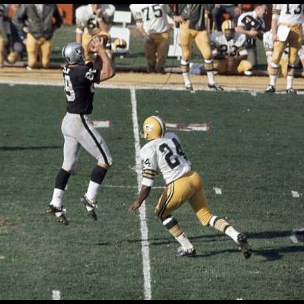 Happy birthday to former Raiders WR Bill Miller, April 17, 1940. 1967 AFL champion