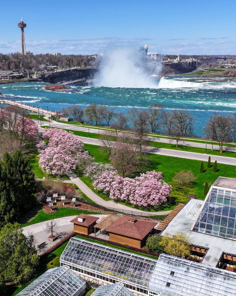 NiagaraParks tweet picture