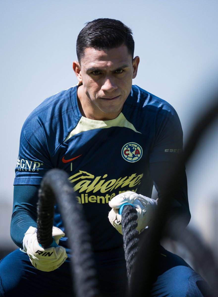 ClubAmerica's tweet photo. 🦅🦇 https://t.co/uycOFpfqNm