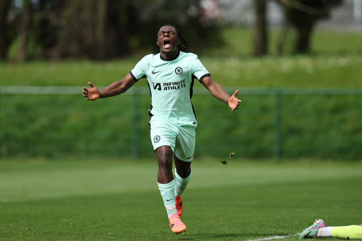 Donnell McNeilly scored his 20th #CFCU18 goal of the season today, becoming the first player to reach that landmark for the team since Martell Taylor-Crossdale in 2016-17.

(Via @chelseayouth )