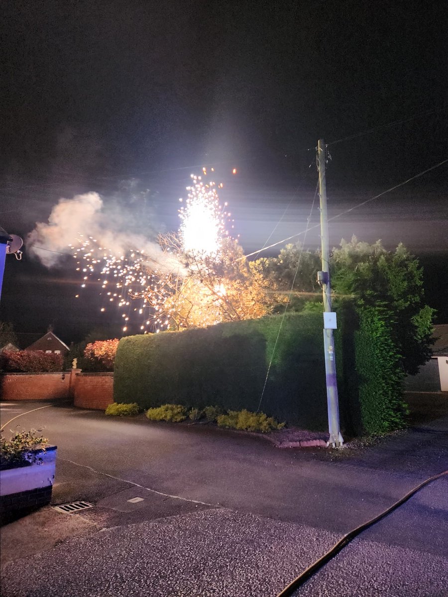 MalpasFS's tweet image. Crews attended an electrical installation fire in Chester
#oncall #Thinkoncall 🧑🏻‍🚒👨🏻‍🚒
