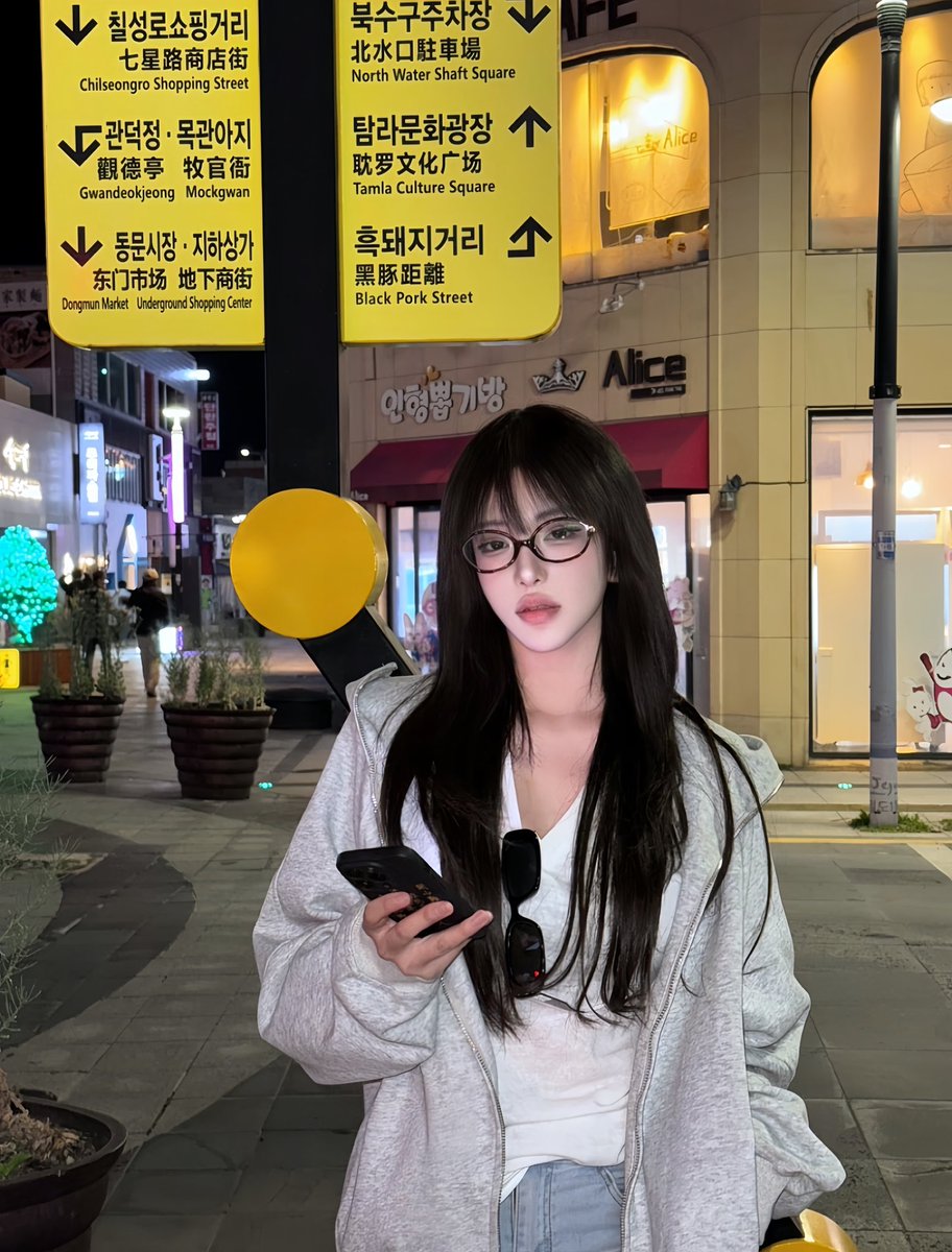 我真的没有办法不爱她 假如她是个坏女人 那我就爱坏女人🌹
#le https://t.co/UW6icLjbdP
