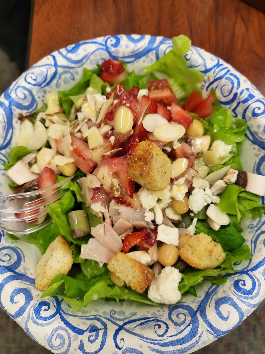 MrsGatesScience's tweet image. Another successful Phoenix Salad Party