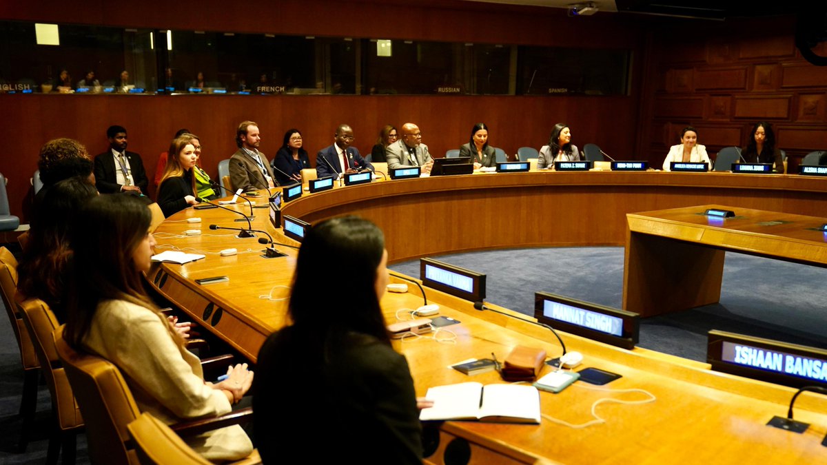 UN_PGA's tweet photo. Very constructive and engaging conversation with @Harvard students; representing many countries and Harvard schools.

Inspired by the motivation of students on the issues of international development as students consider potential pathways. 

Many thanks to @HarvardCID and @GlobalFatema. 

Let’s continue strengthening efforts to prepare young people as our future leaders.