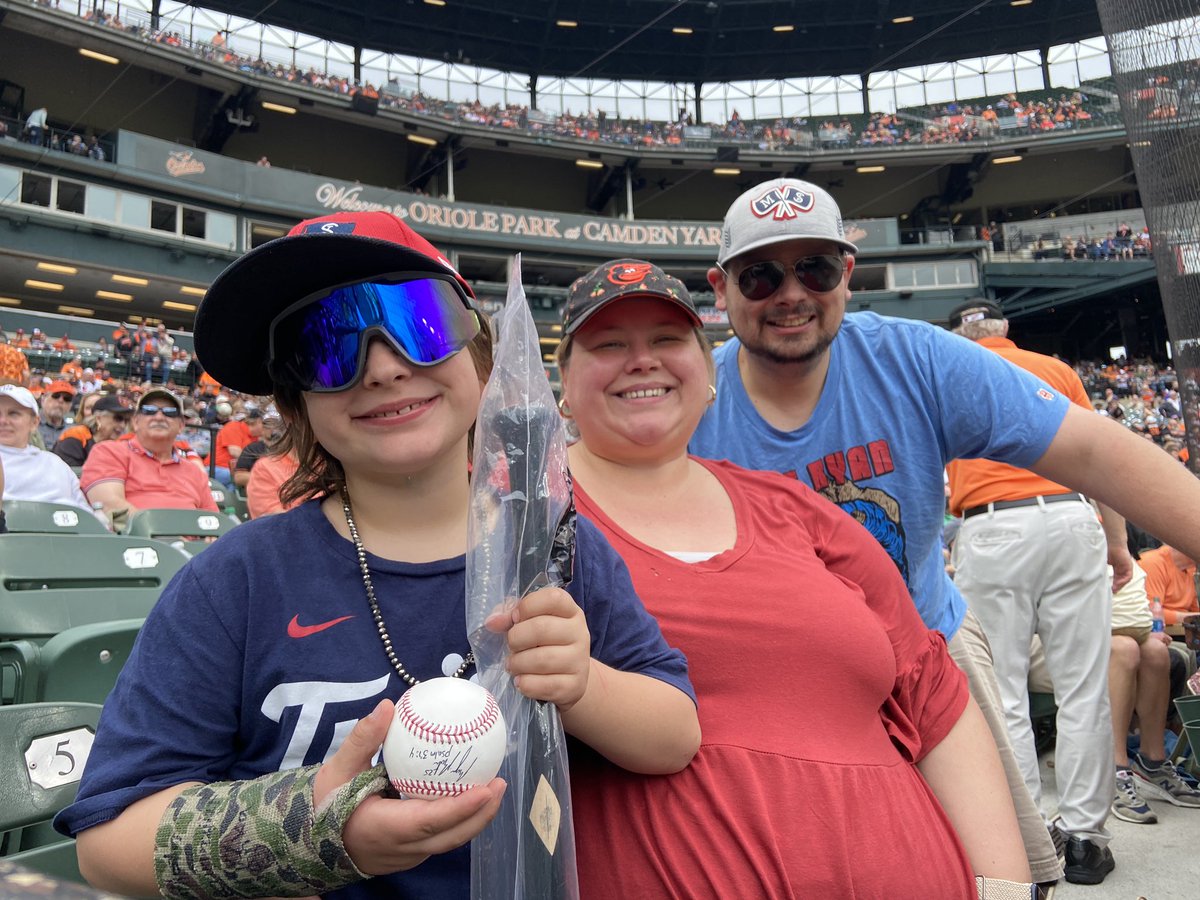 Happy update to this story; the @Twins and @OfficialBuck103 helped make it right today and Camden still ended up with a signed ball – plus some extra gifts from the team!