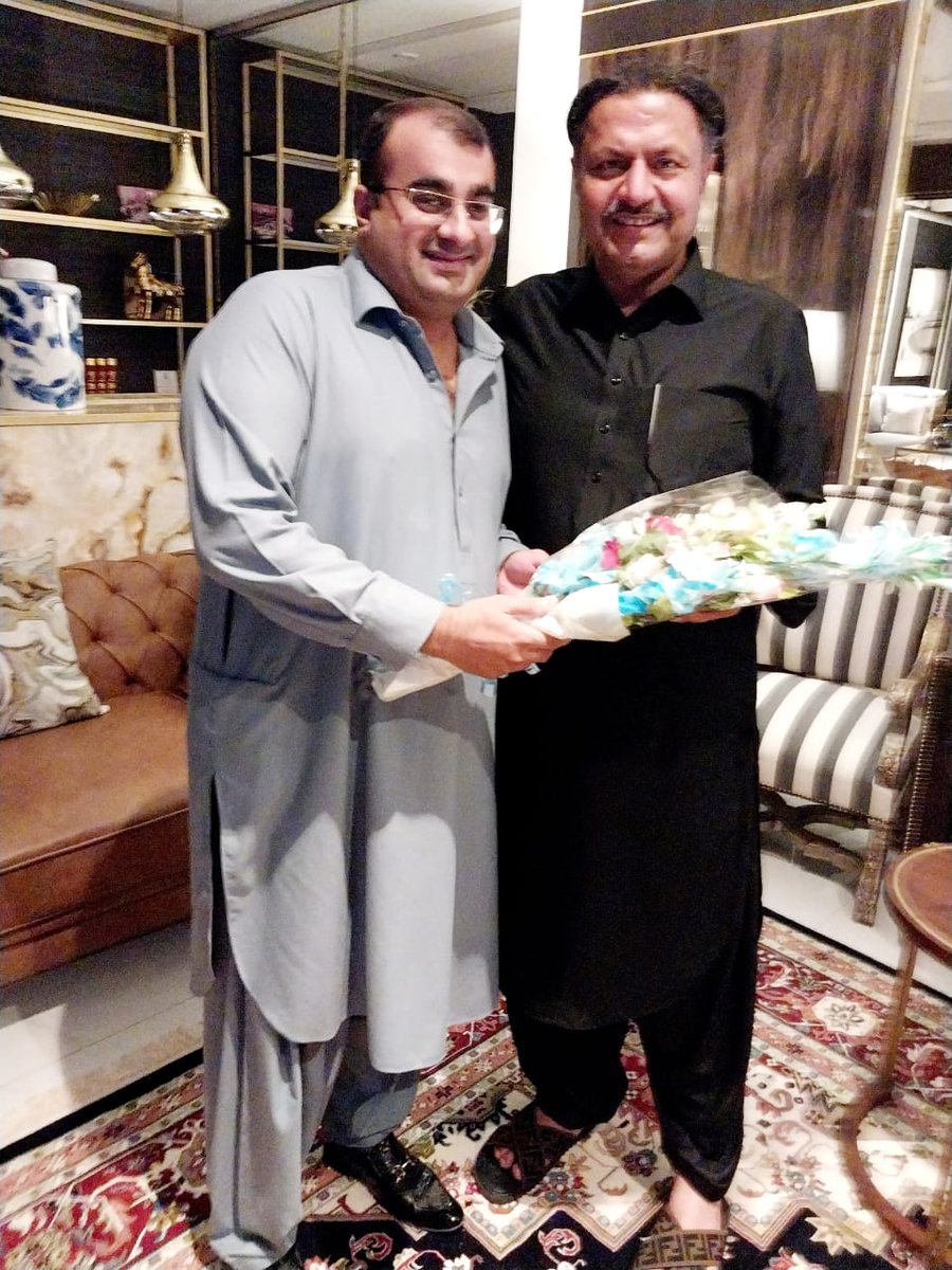 aamirmemon123's tweet photo. کراچی 
وائیس چیئرمین ضلع کونسل سجاول سردار رمیزالحق زئور صاحب نے پ پ پ ضلع سجاول کے صدر ایم پی ای رئیس محمد علی ملکانی صاحب کو صوبائی وزیر کا حلف اٹھانے اور یونیورسٹیز &amp; بورڈز کا قلمدان ملنے پر مبارکباد دی
@BBhuttoZardari @malimalkani
@rameez_zaur https://t.co/9x3tiibKrr