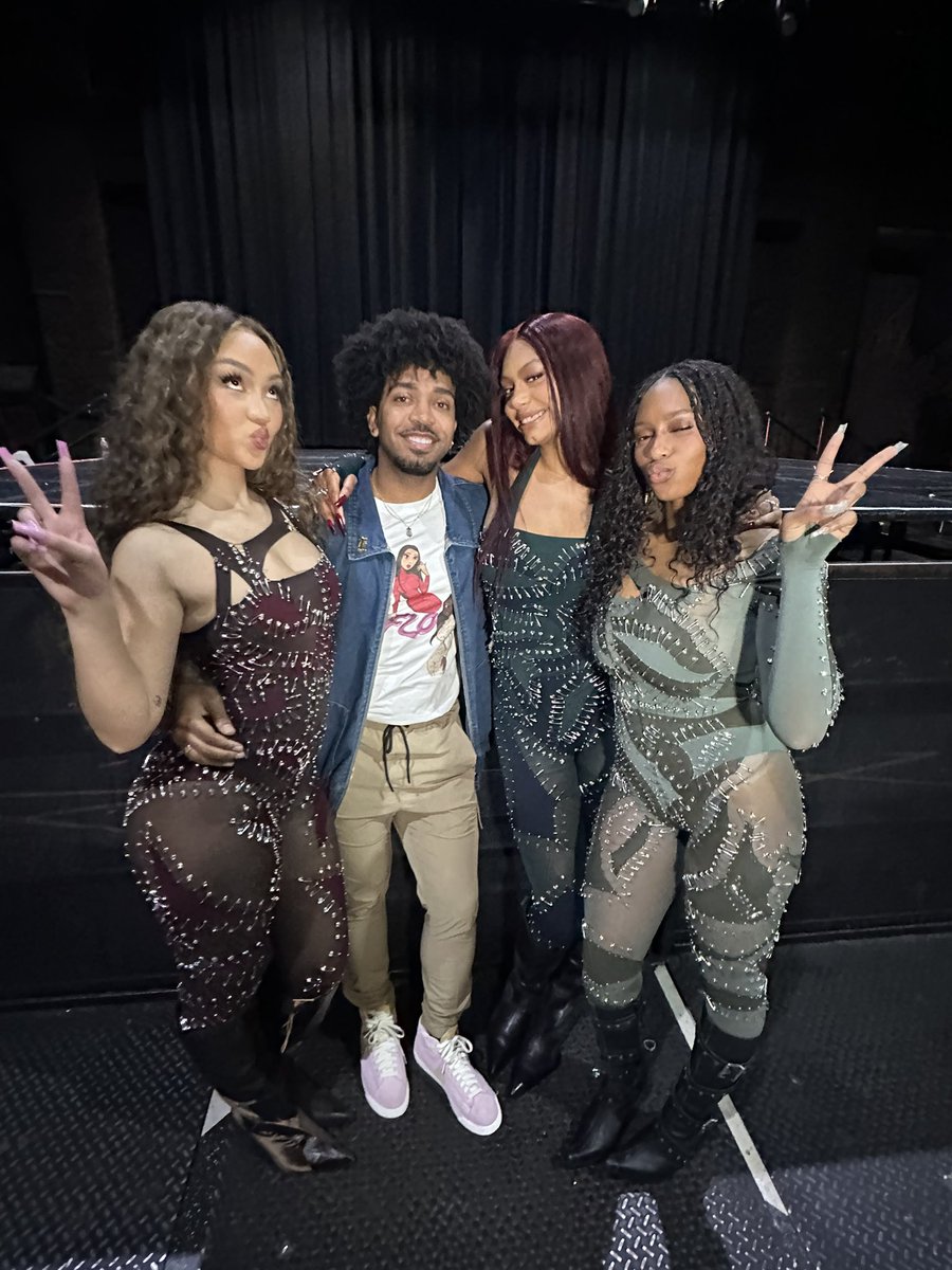 Demetre ♕ Durham tweet media