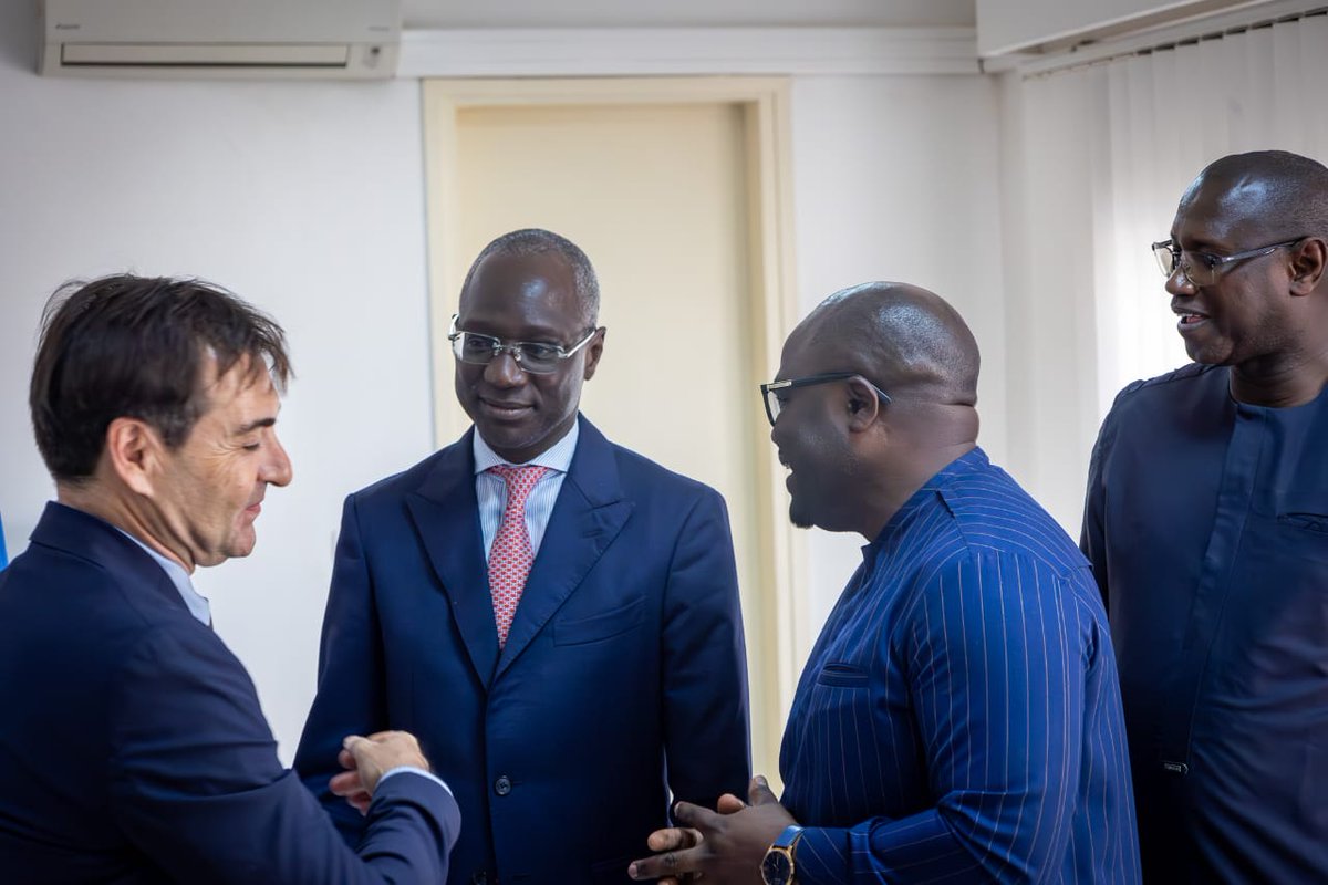 Avec @pierrejlucas du @WFP_Senegal, nous avons eu l'honneur de recevoir la visite du Dr. Mabouba DIAGNE, nouveau Ministre de l'Agriculture, de la Souveraineté alimentaire et de l'Élevage du Sénégal. Nous avons saisi sa vision et lui avons assuré de notre engagement.