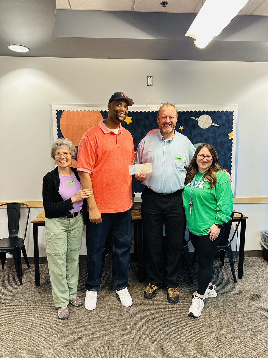 A_MinearAHL's tweet photo. We are so grateful for our #PartnersInEd. CUCC came to meet with us to plan end of the year events, as well as to start thinking about the fall. While they were here, they surprised us with a donation! Thank you is never enough. #TrustyHuskies #CPSbest https://t.co/KWXSeSPTkG