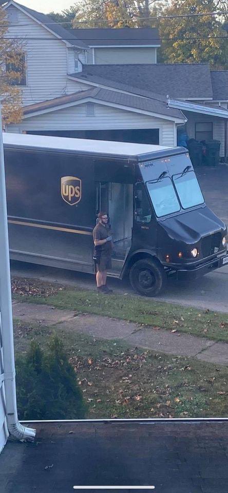 UPS PATRIOT! 🇺🇸 So I heard my doorbell ring, I checked out my window and I see it was UPS. I noticed he stopped took his hat off and put it over his heart. I was confused. Then I heard the National anthem. I’m not sure where it was coming from, I’m guessing somewhere down the…